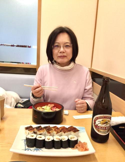講師
